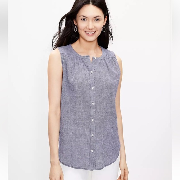 Loft Bright Blue Sleeveless Button Down Work Top - Chic & Professional - Picture 3 of 3